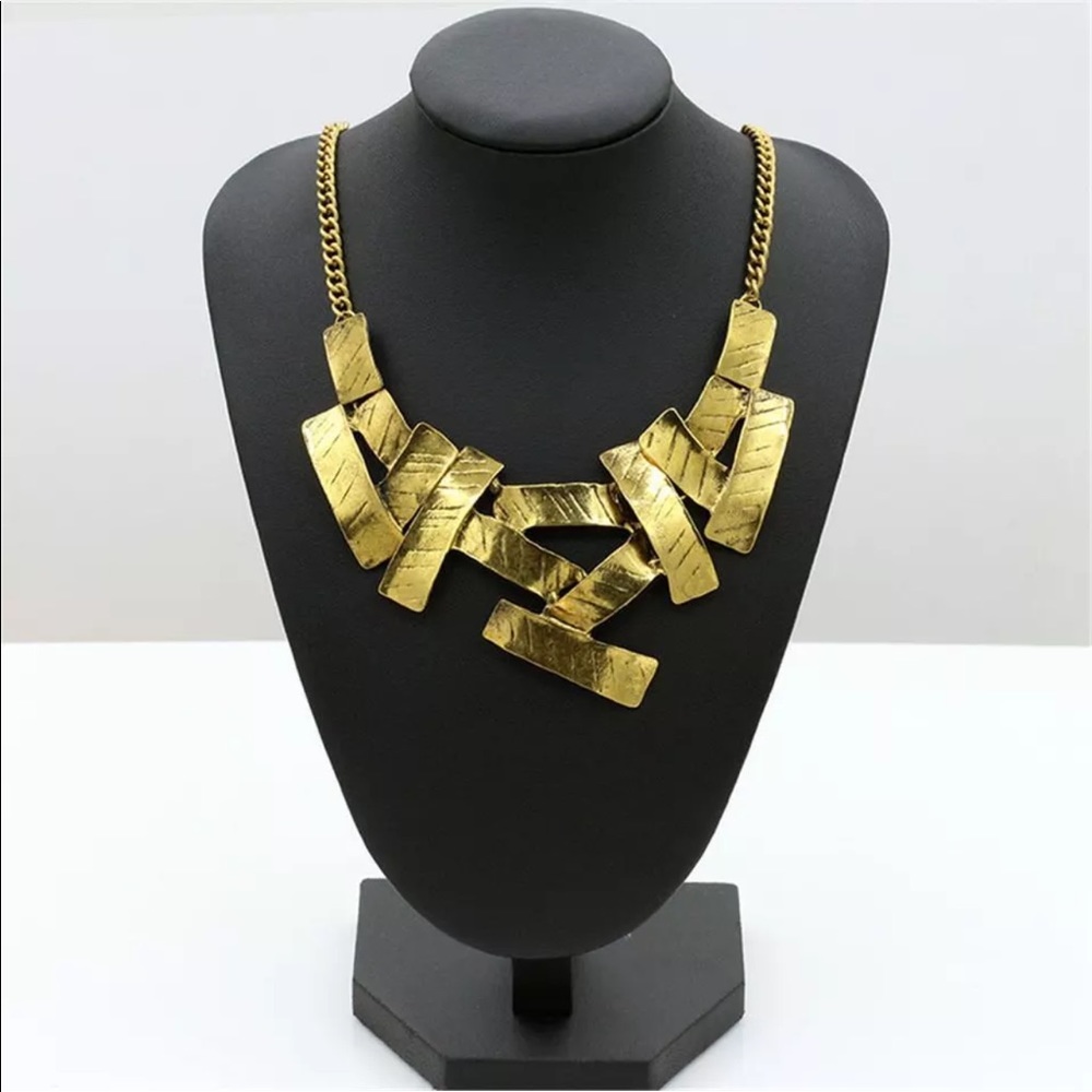 “GOLD RUSH” CHUNKY GOLD NECKLACE-NEW-CHOKER